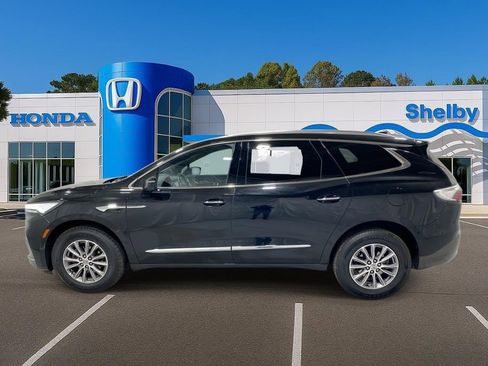 Used 2024 Buick Enclave Premium FWD image 5