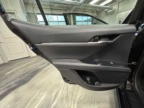 Used 2019 Toyota Camry XSE image 47