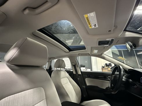 Used 2024 Honda Civic EX image 21