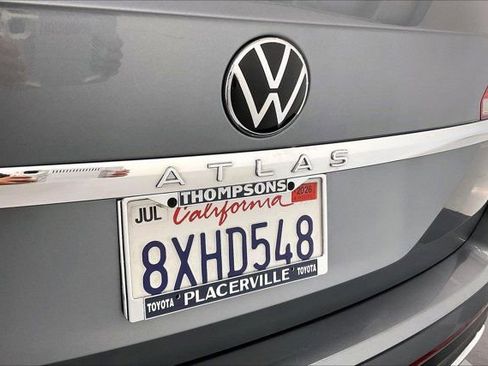 Used 2021 Volkswagen Atlas SEL FWD image 32
