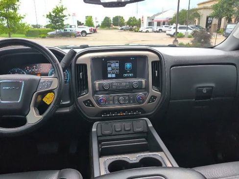 Used 2018 GMC Sierra 1500 Denali w/ Denali Ultimate Package AWD/4WD image 3