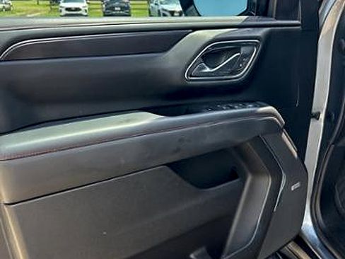 Used 2022 Chevrolet Tahoe RST w/ Luxury Package image 11