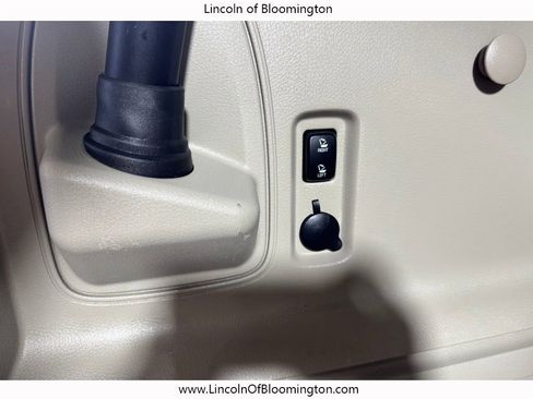 Used 2015 Lincoln MKX AWD w/ Equipment Group 101A image 19