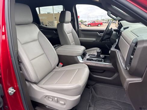 Used 2025 GMC Sierra 1500 SLT w/ SLT Premium Plus Package AWD/4WD image 14