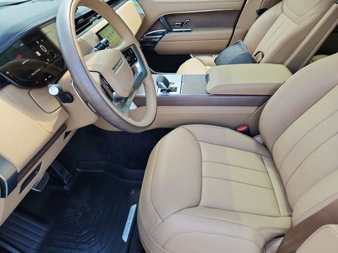 New 2026 Land Rover Range Rover SE AWD/4WD image 23