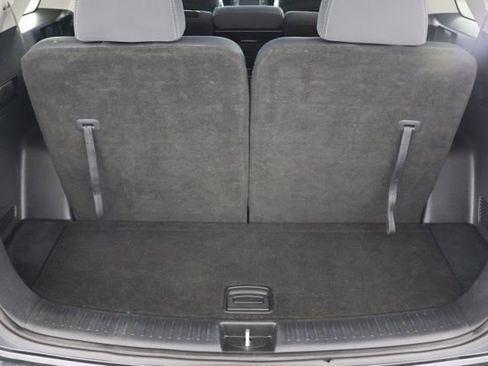 Used 2020 Kia Sorento FWD V6 image 19