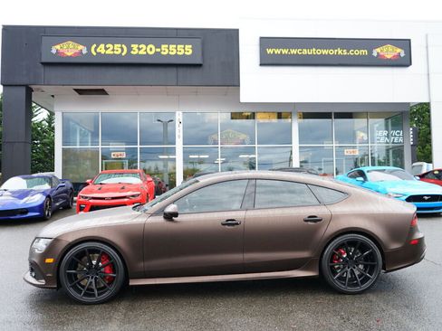 Used 2014 Audi RS 7 Prestige w/ Carbon-Optic Package image 2