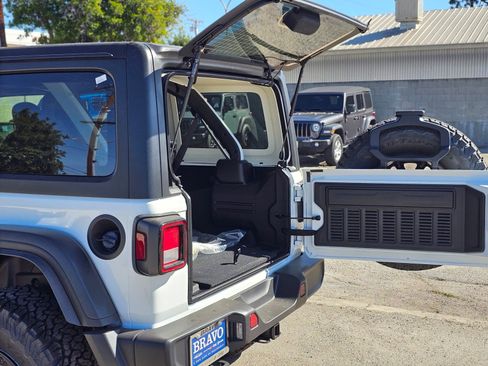 New 2026 Jeep Wrangler Willys AWD/4WD image 8