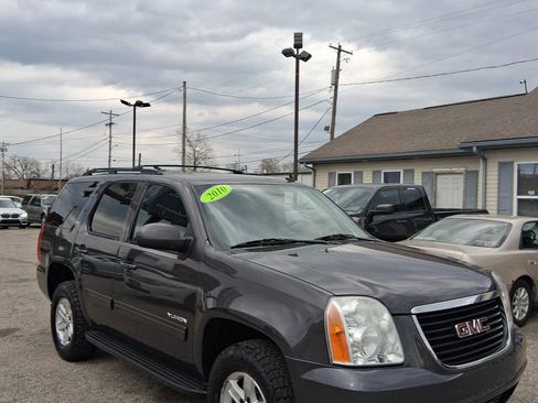 Used 2010 GMC Yukon SLT w/ SLT-2 Equipment Package image 3