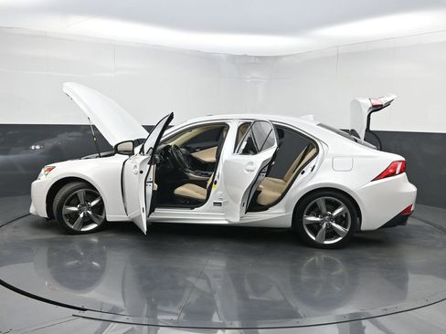 Used 2016 Lexus IS 350 w/ Navigation System Package image 36