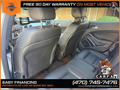 Used 2017 Mercedes-Benz GLA 250 image 13