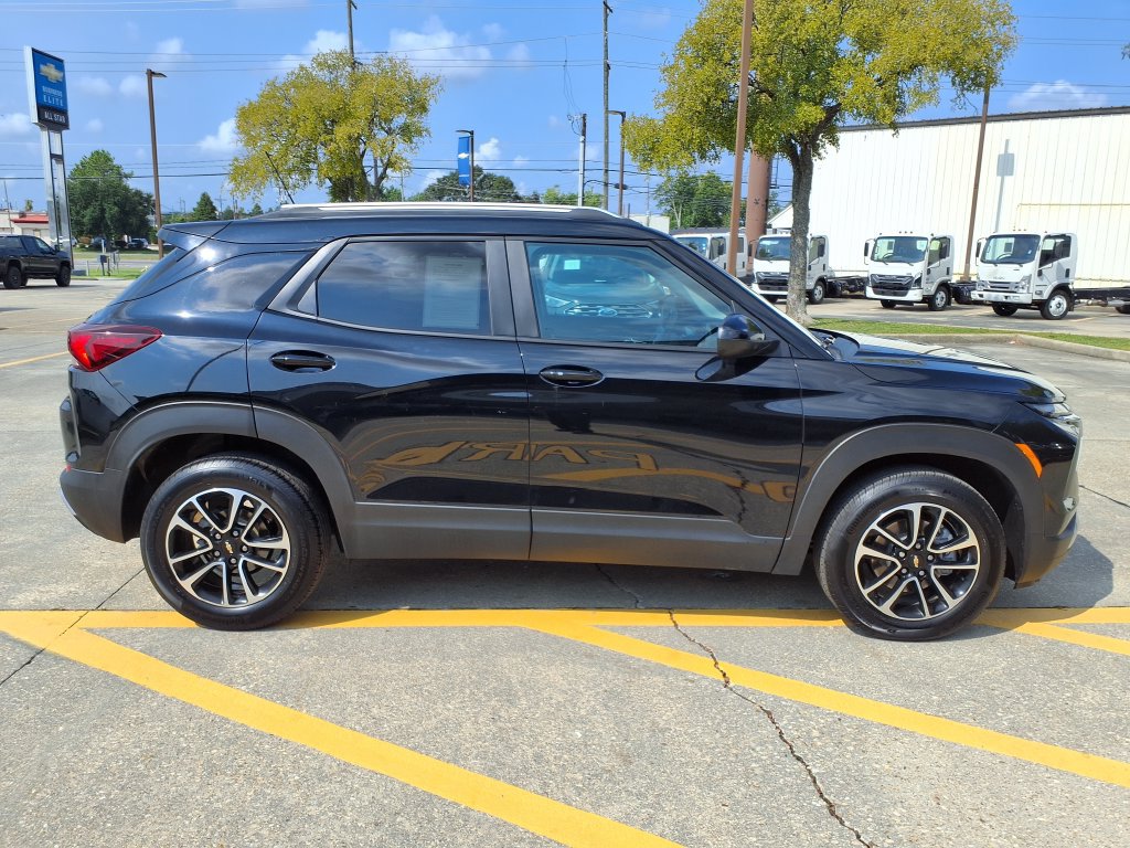 Used 2026 Chevrolet TrailBlazer LT FWD image 4