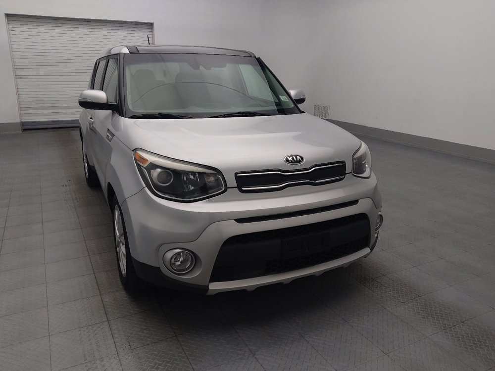 Used 2018 Kia Soul + w/ Primo Package FWD image 14