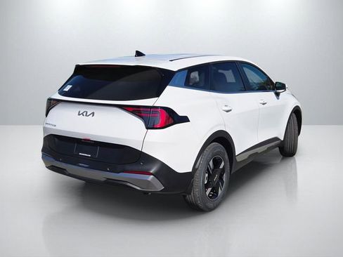 New 2026 Kia Sportage LX image 6