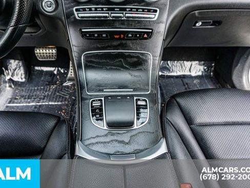 Used 2020 Mercedes-Benz GLC 300 image 40