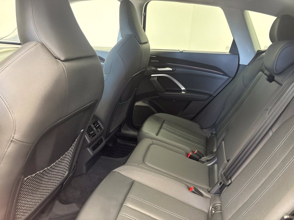 Used 2025 Audi Q5 Premium AWD/4WD image 21