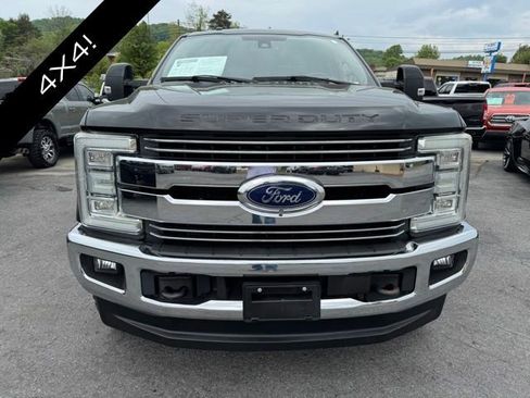 Used 2017 Ford F250 Lariat w/ Lariat Ultimate Package AWD/4WD image 6