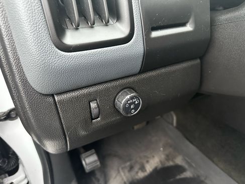 Used 2016 Chevrolet Colorado Z71 image 5