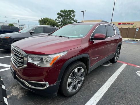 Used 2017 GMC Acadia SLT FWD image 3