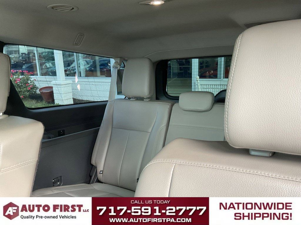 Used 2020 Ford Expedition Max XLT w/ Equipment Group 202A AWD/4WD image 14