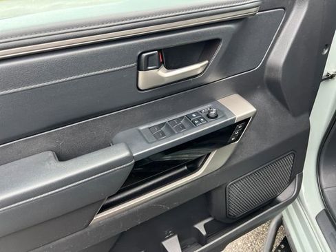 Used 2022 Toyota Tundra Limited image 32