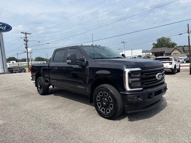 Used 2025 Ford F250 Platinum AWD/4WD image 11