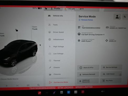 Used 2024 Tesla Model Y Long Range AWD/4WD image 19