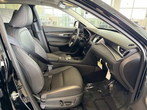 New 2025 INFINITI QX50 Luxe w/ Accent Package image 18