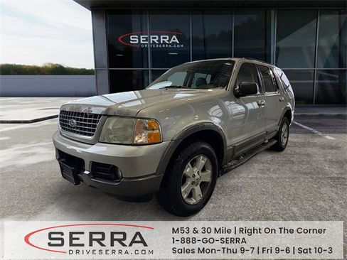 Used 2003 Ford Explorer XLT image 1
