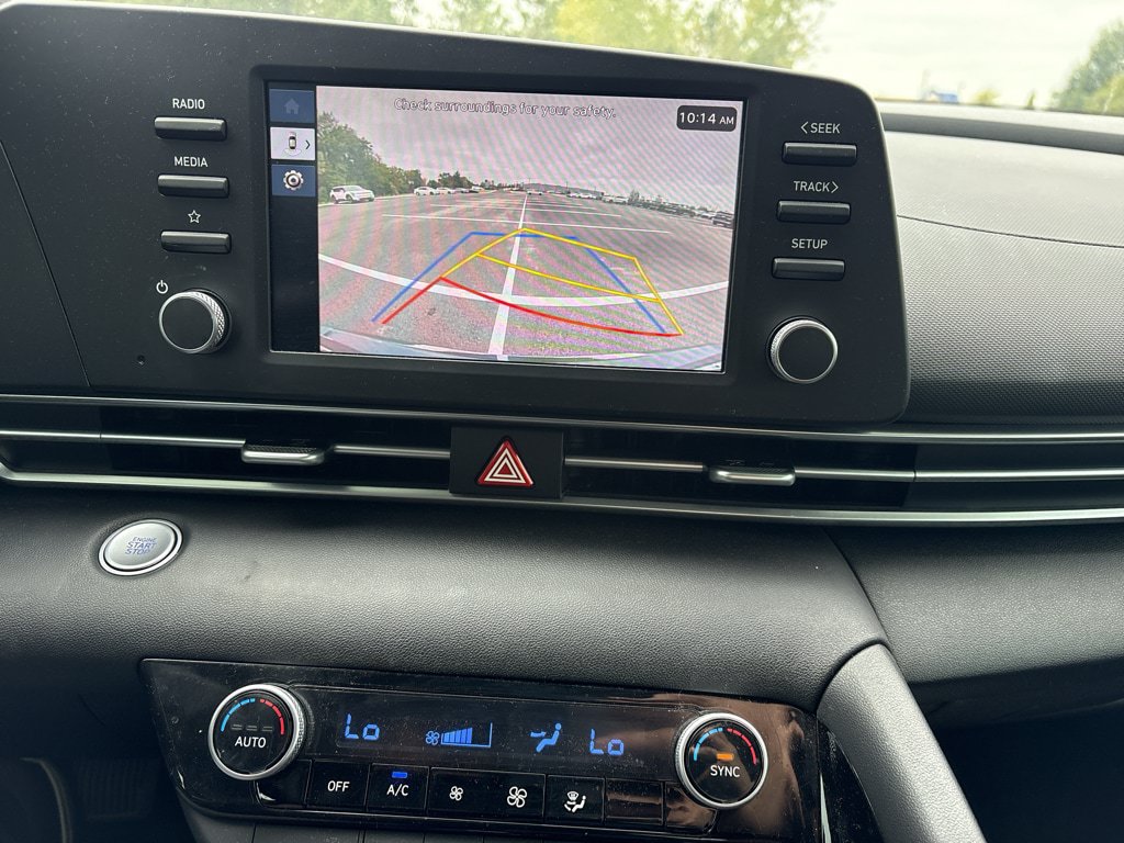 Used 2025 Hyundai Elantra Hybrid FWD image 27