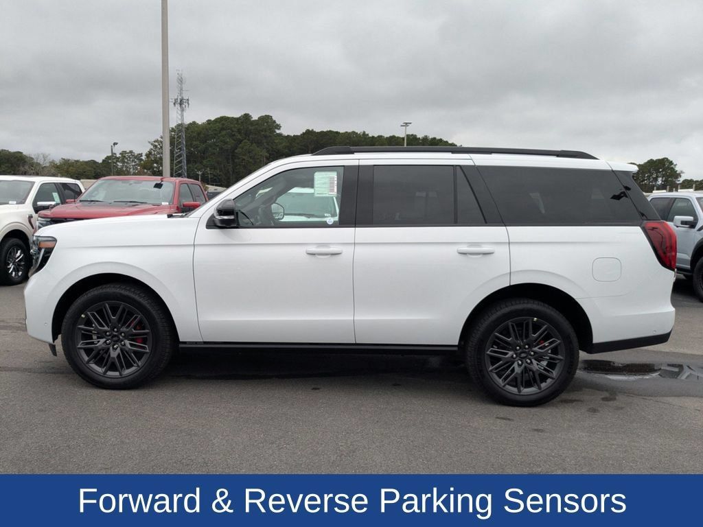 Used 2025 Ford Expedition Platinum w/ Stealth Performance Package AWD/4WD image 7