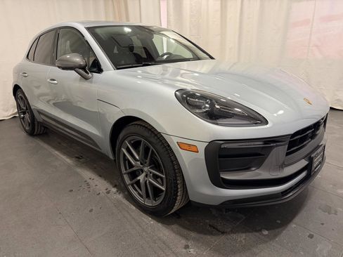 Used 2025 Porsche Macan Turbo image 7