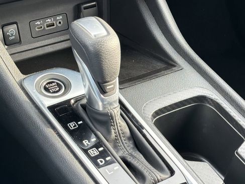 Used 2025 Nissan Sentra SV image 15