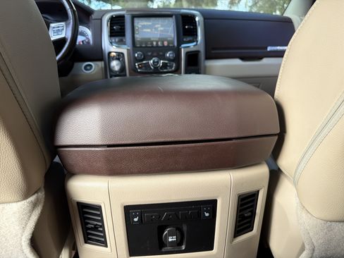 Used 2014 RAM 1500 Laramie w/ Convenience Group AWD/4WD image 36