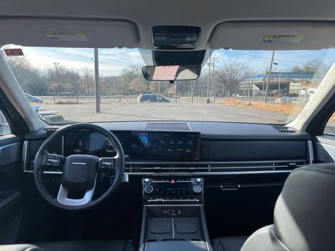 Used 2025 Hyundai Santa Fe SEL image 36