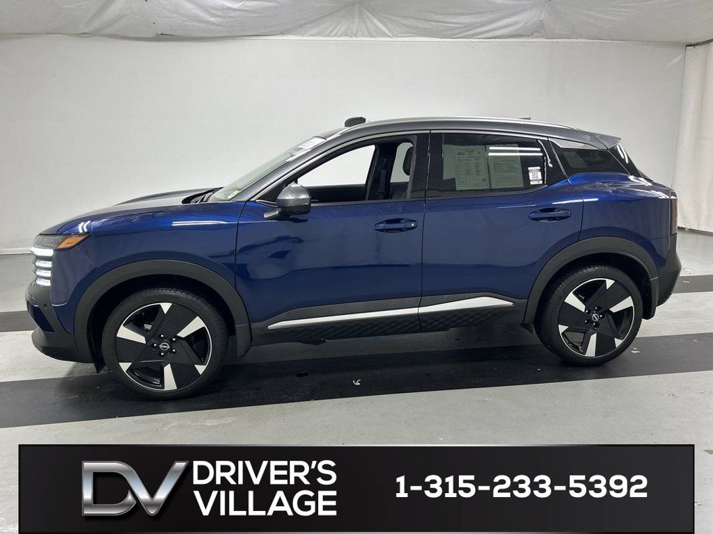 Used 2025 Nissan Kicks SR w/ SR Premium Package AWD/4WD image 6