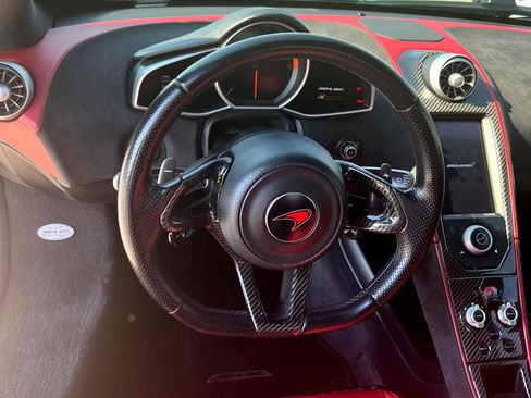 Used 2012 McLaren MP4-12C Coupe image 18