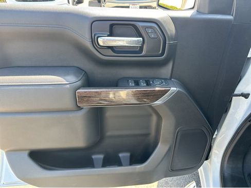 Certified 2022 GMC Sierra 1500 SLE w/ Driver Alert Package I AWD/4WD image 7