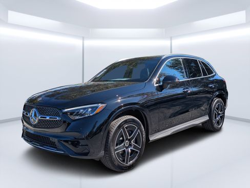 New 2026 Mercedes-Benz GLC 300 image 10