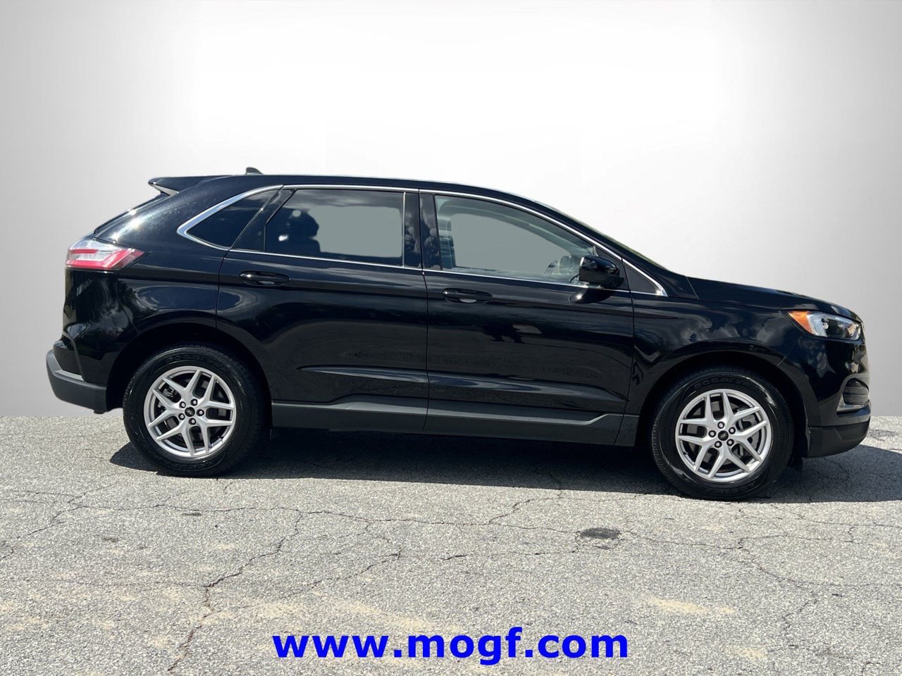 Used 2024 Ford Edge SEL AWD/4WD image 24