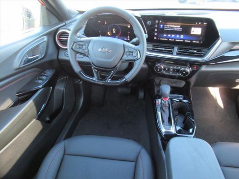 New 2026 Chevrolet Trax RS w/ Sunroof Package image 13