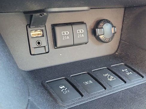 Used 2018 Toyota Highlander Limited Platinum w/ Protection Package #3 image 29