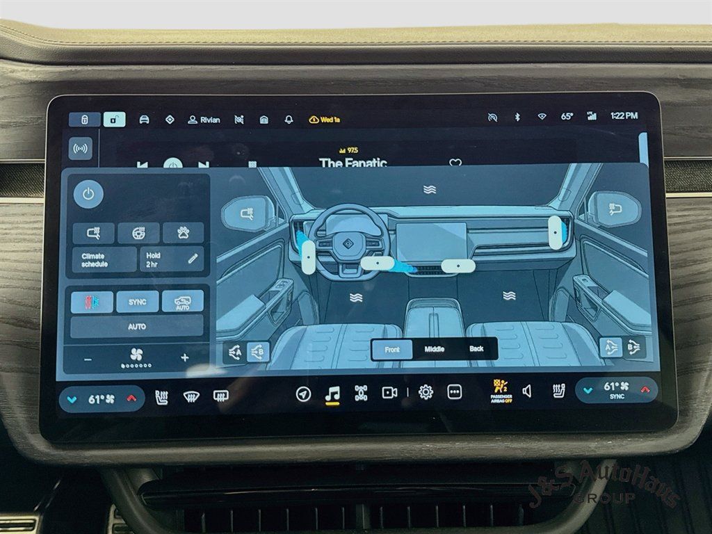 Used 2024 Rivian R1S Adventure Dual AWD/4WD image 21