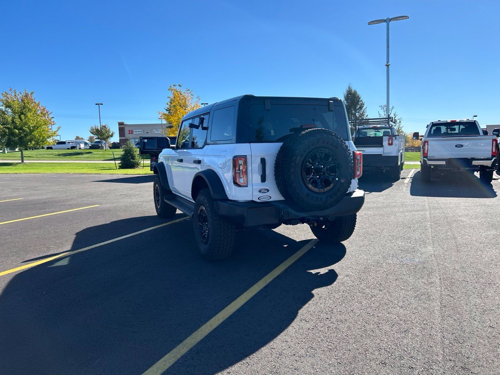 New 2026 Ford Bronco Outer Banks w/ Sasquatch Package AWD/4WD image 8
