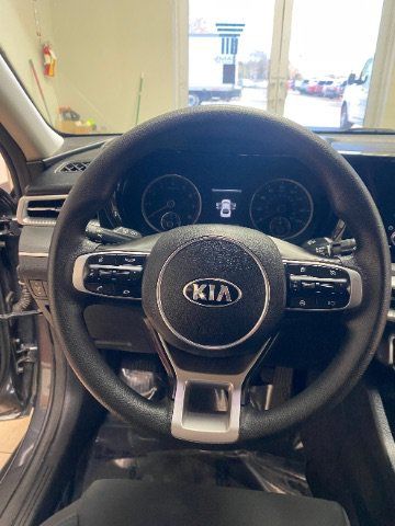 Used 2021 Kia K5 LXS FWD image 23