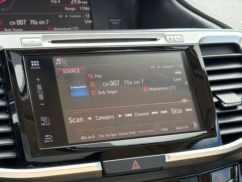 Used 2017 Honda Accord EX-L image 23