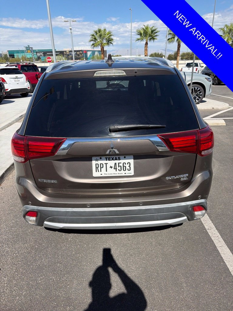 Used 2018 Mitsubishi Outlander SEL FWD image 6