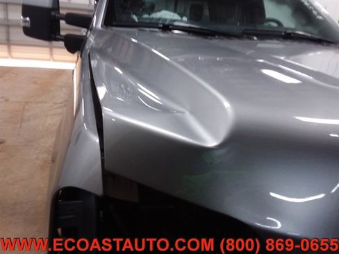 Used 2023 Ford F350 Lariat w/ FX4 Off-Road Package image 24