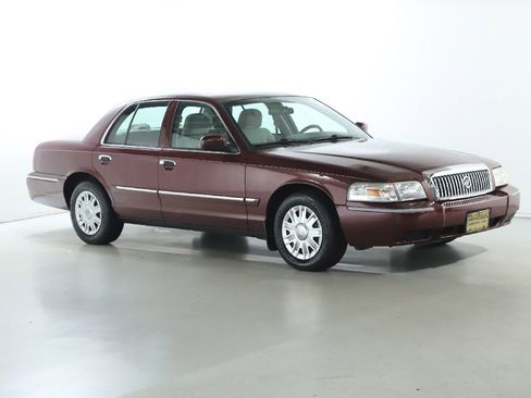 Used 2007 Mercury Grand Marquis GS image 13