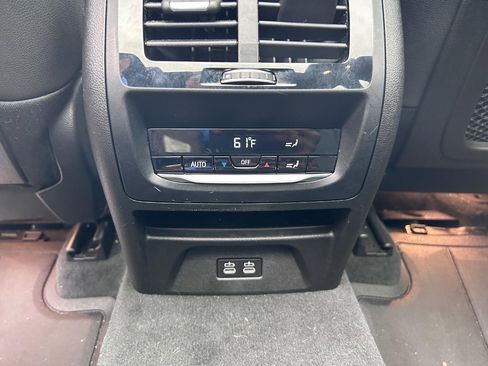 Used 2021 BMW X3 xDrive30i w/ Premium Package image 12